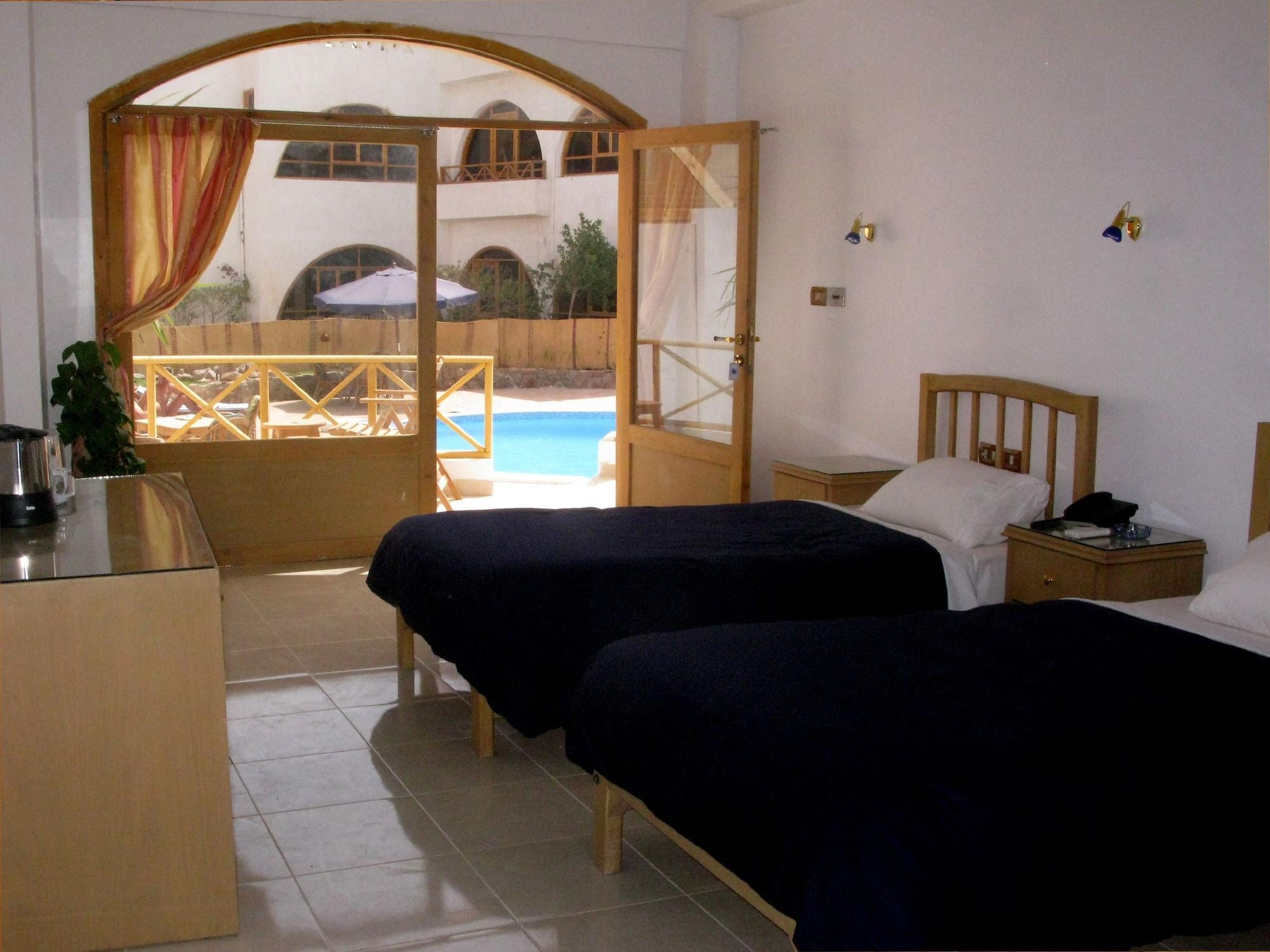 Red Sea Relax 3*