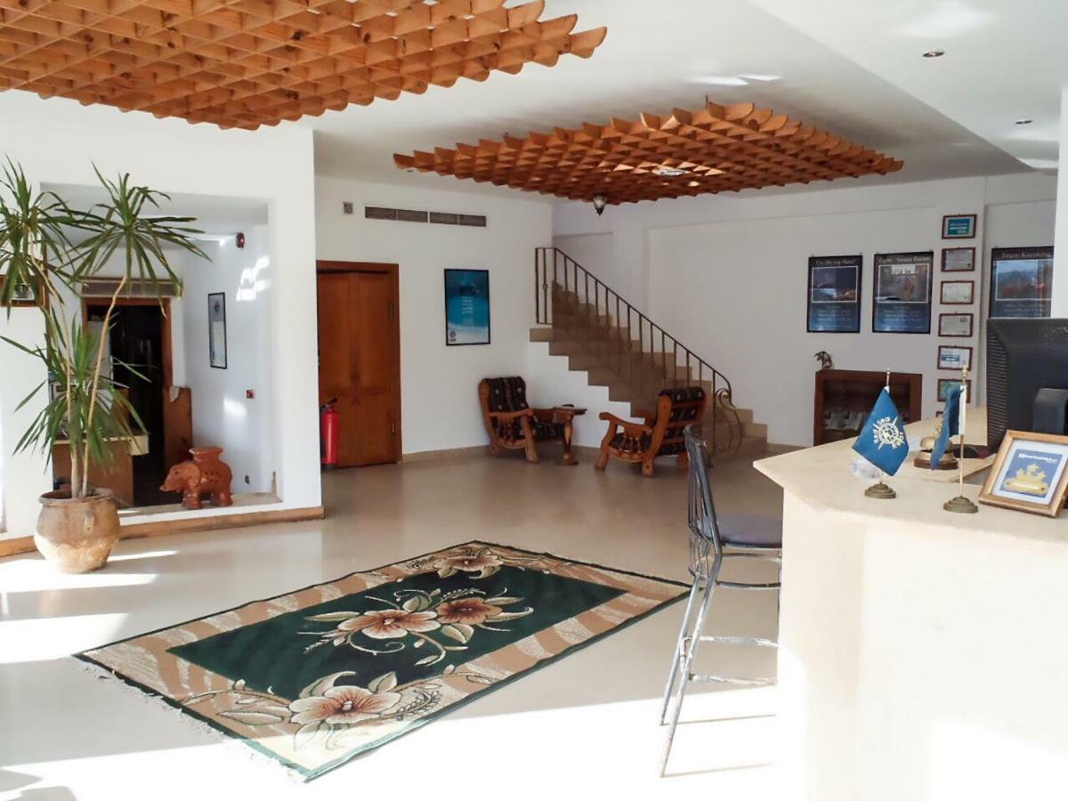 Red Sea Relax